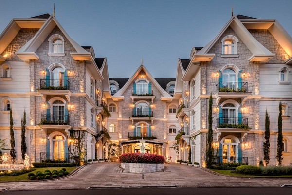 &laquo;Что-то на богатом&raquo;: как выглядят лучшие отели года по мнению туристов