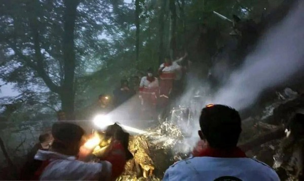 Президент Ирана Раиси погиб при крушении вертолета, сообщили СМИ