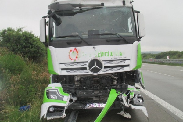 В Германии пьяный белорус на фуре устроил два ДТП подряд