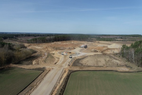 Польша продолжает строить скоростную дорогу до границы с РБ