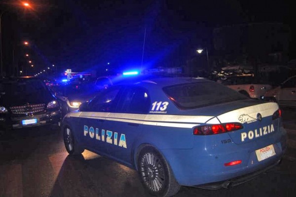 В Милане 30-летнюю белоруску ограбила женщина, угрожая отверткой