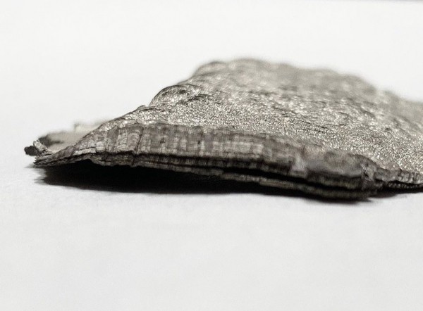 В лаборатории изучили «осколок корабля инопланетян» и пришли к неутешительным выводам В лаборатории изучили «осколок корабля инопланетян» и пришли к неутешительным выводам