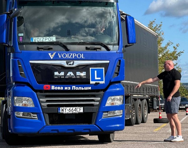 Пинчанин открыл школу для дальнобойщиков в Польше. Выгодно?