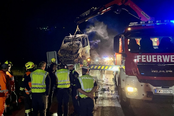 В Австрии сгорел фургон, на котором ехал белорус